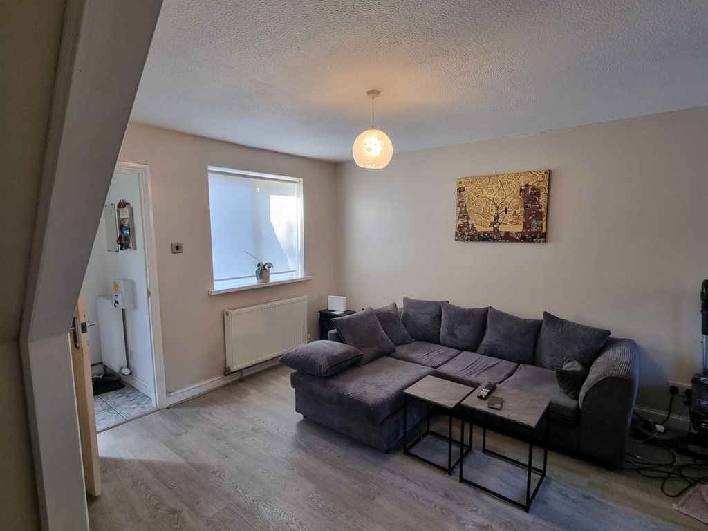 Property photo 3 of 14 Gallery