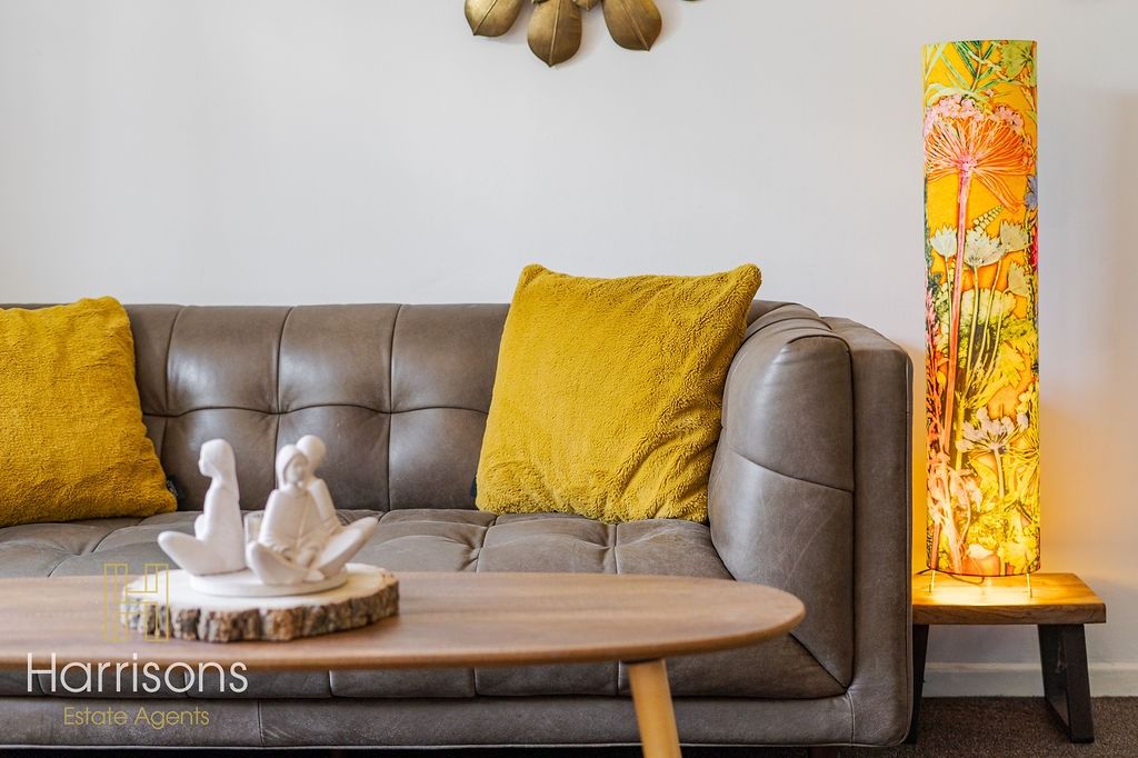 Property photo 3 of 40 5070265