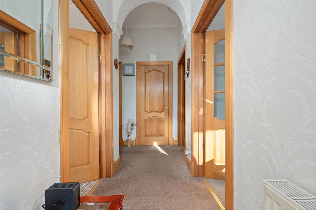 Property photo 3 of 26 50Carnockroad005.Jpg