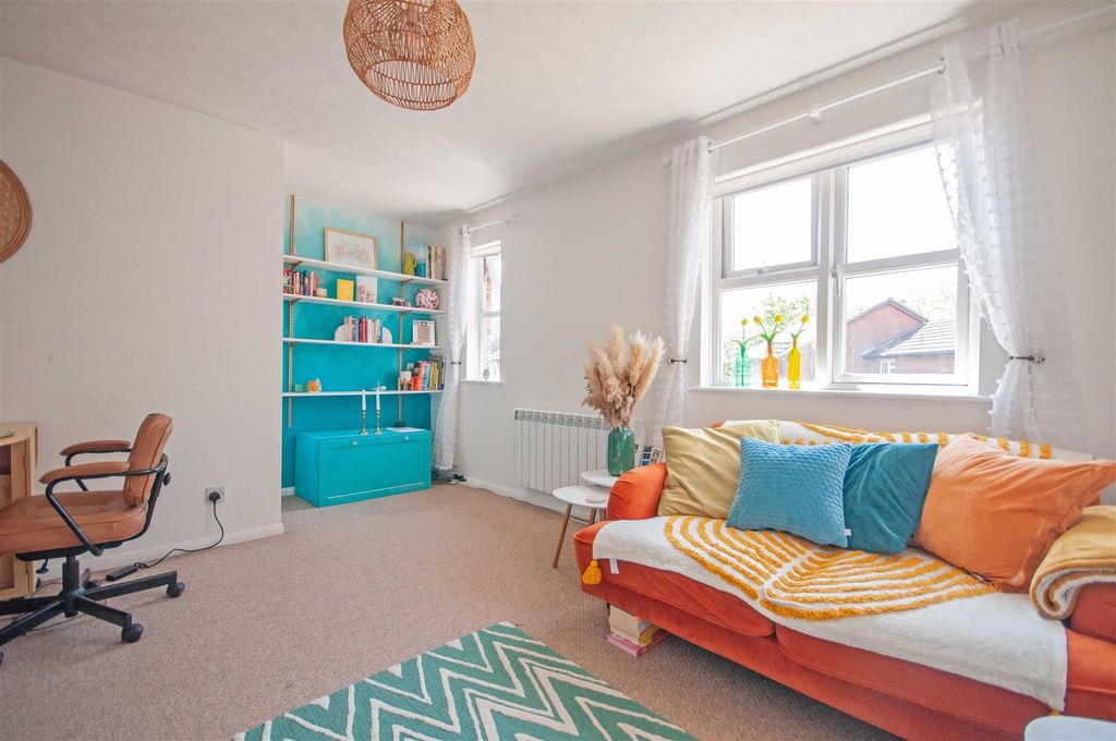 Property photo 3 of 10 L3.Jpg
