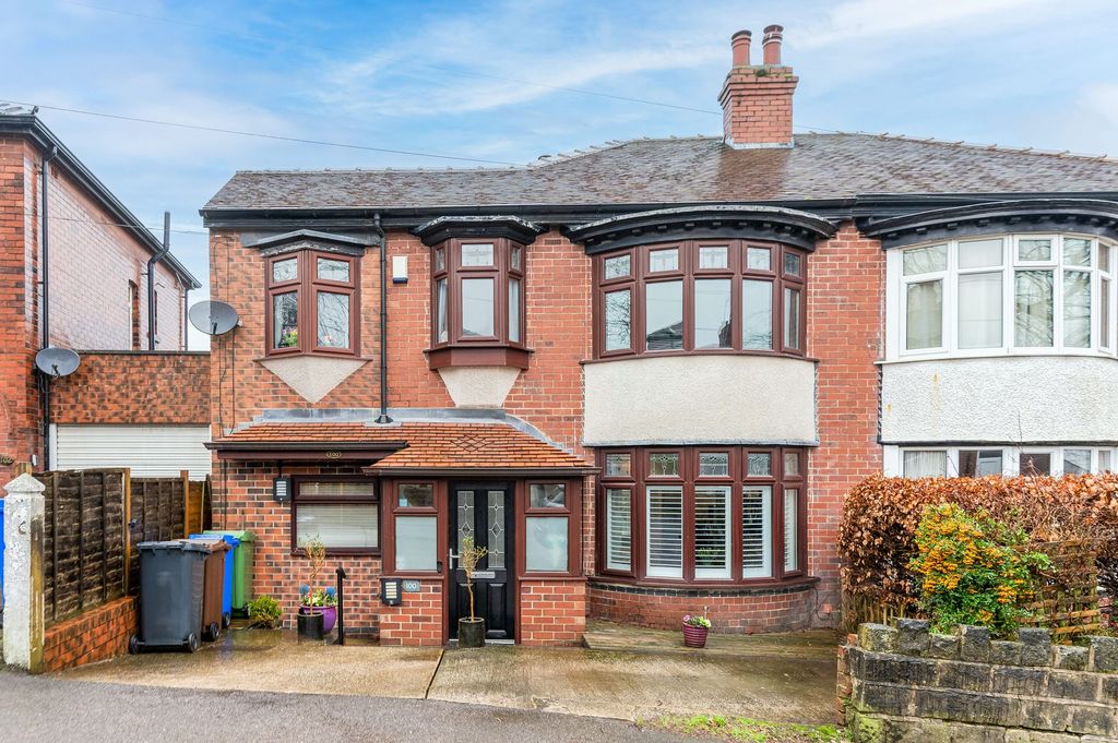 Property photo 1 of 36