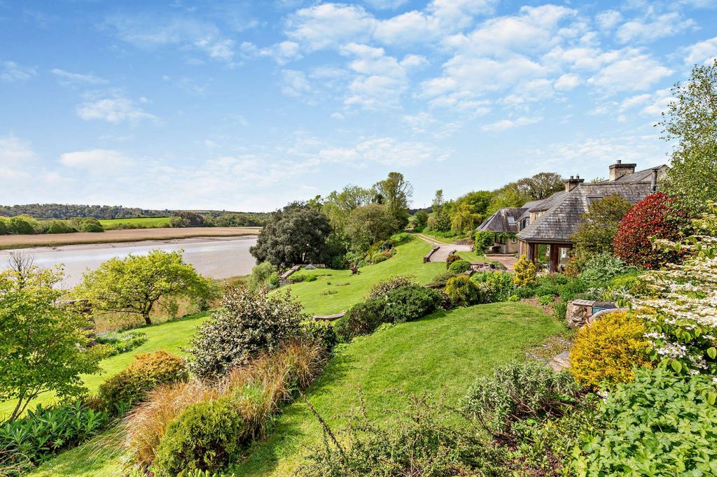 Property photo 3 of 29 Picture No. 34