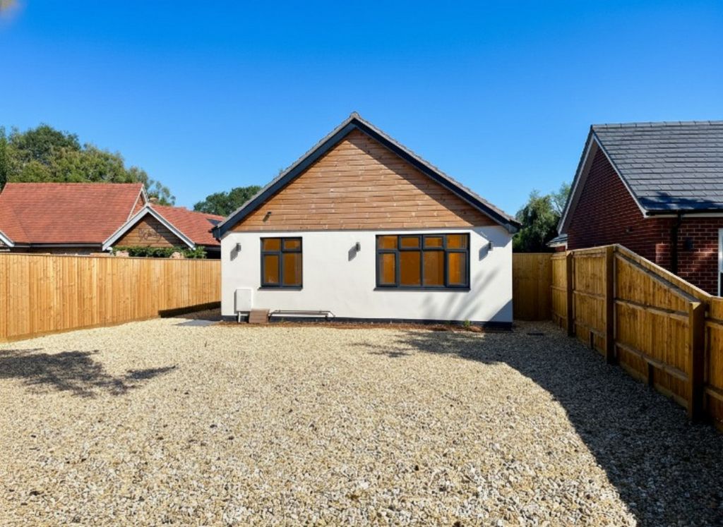 Property photo 3 of 16