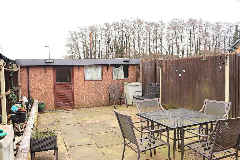 Property photo 3 of 18