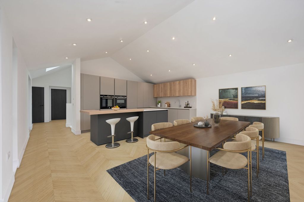 Property photo 3 of 30