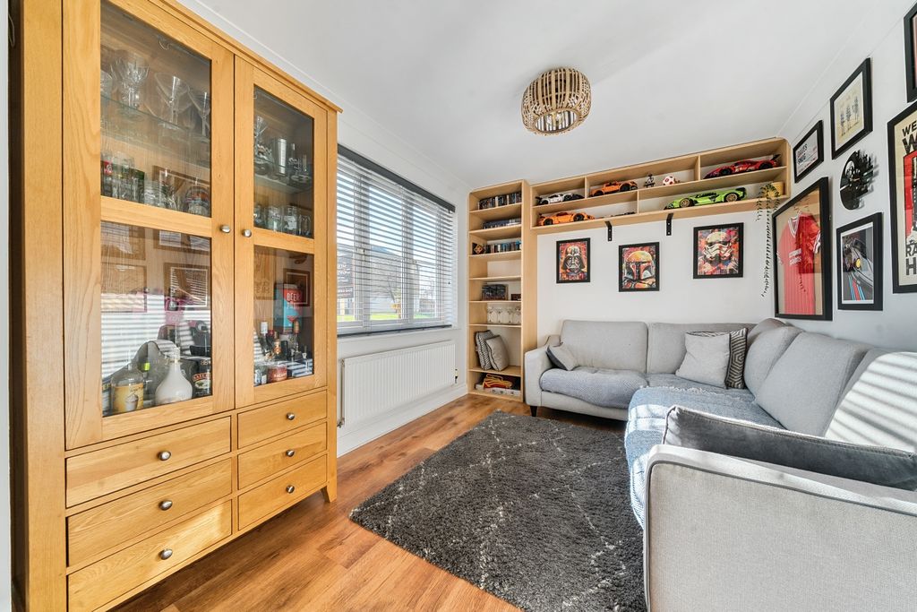 Property photo 3 of 20 1382334-9-691c4c83Ca598