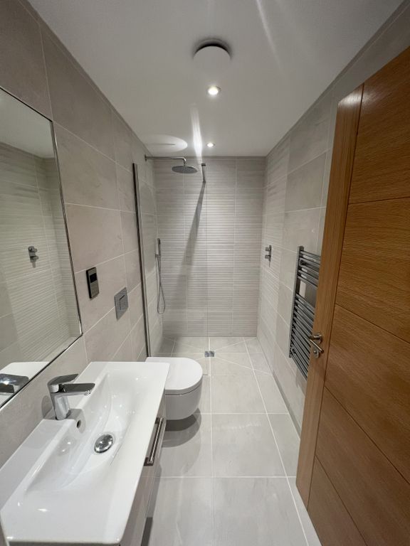 Property photo 2 of 6 Gallery