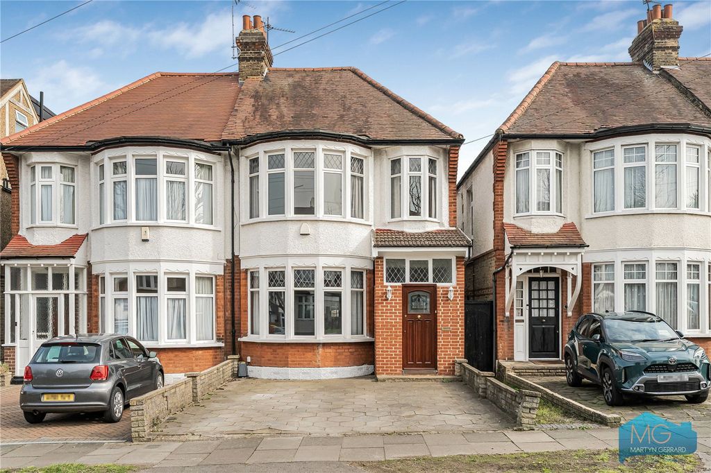 Property photo 1 of 26 Picture No. 13