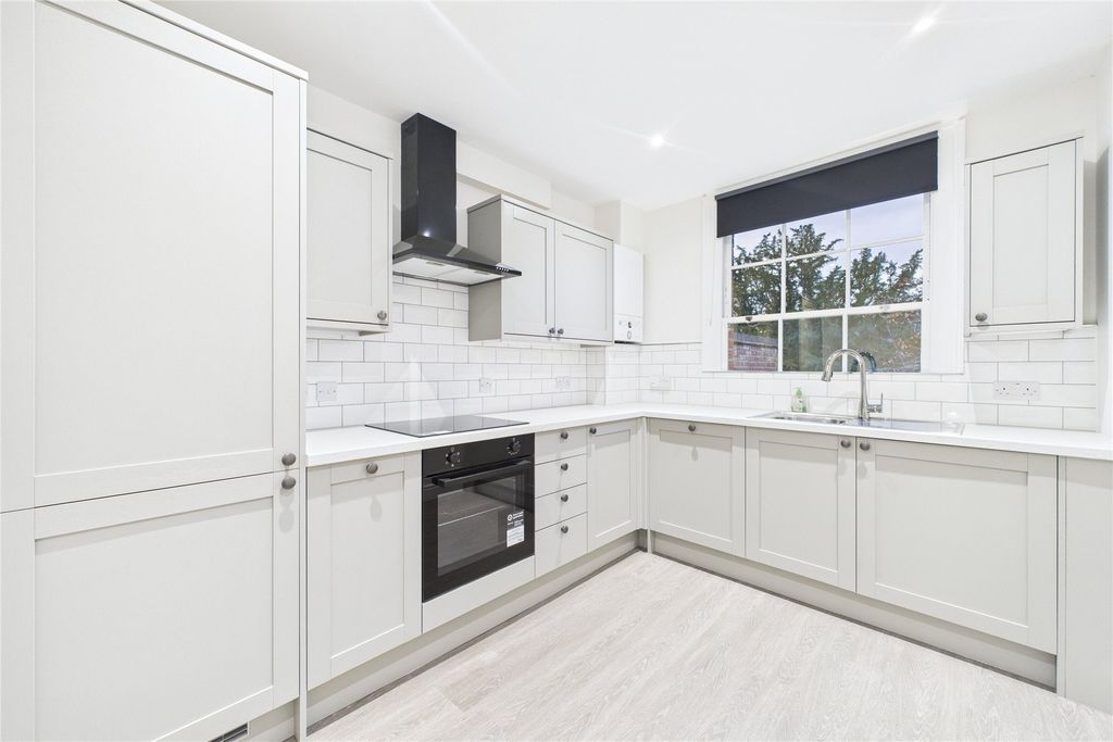 Property photo 1 of 5 Picture No. 20