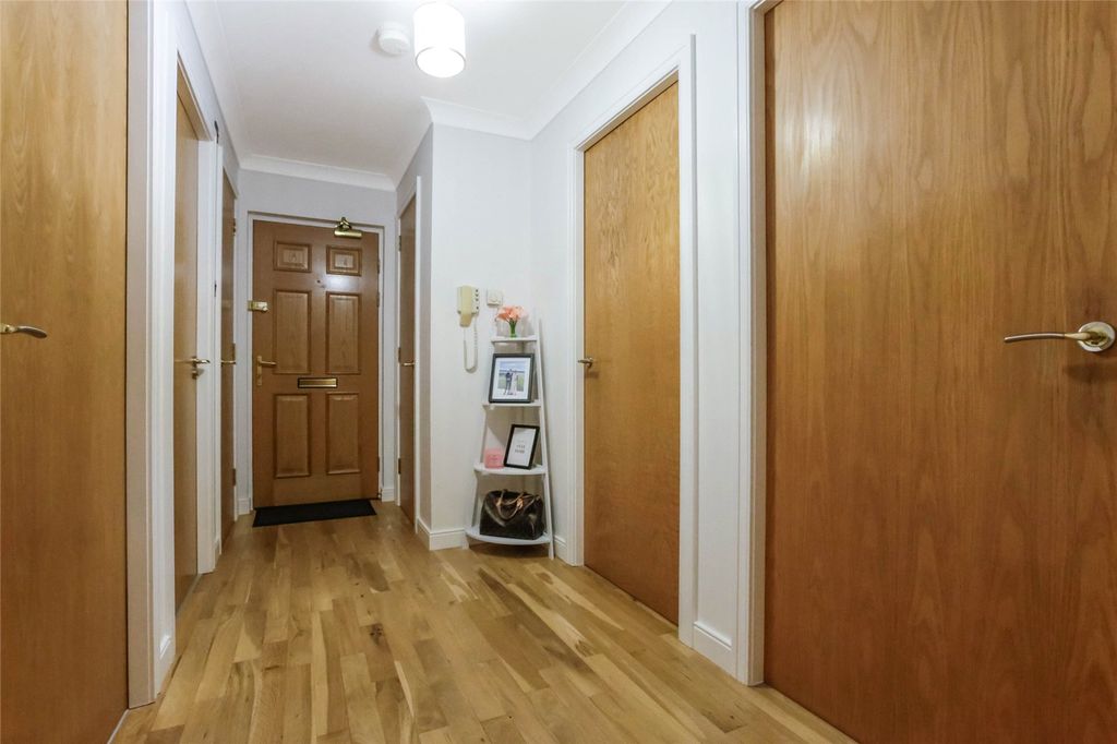 Property photo 2 of 14 Picture No. 06