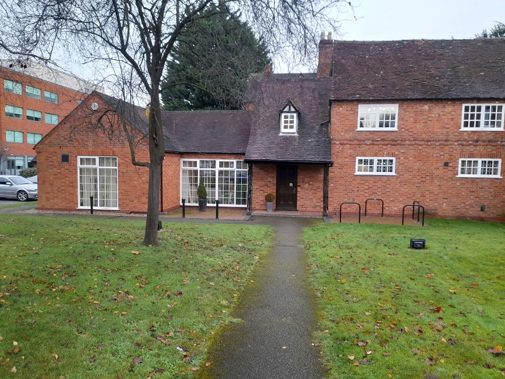 Property photo 2 of 21