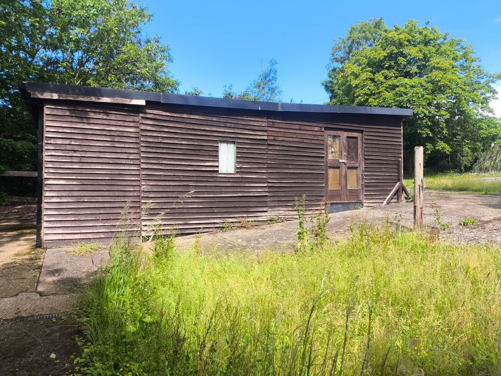Property photo 3 of 7