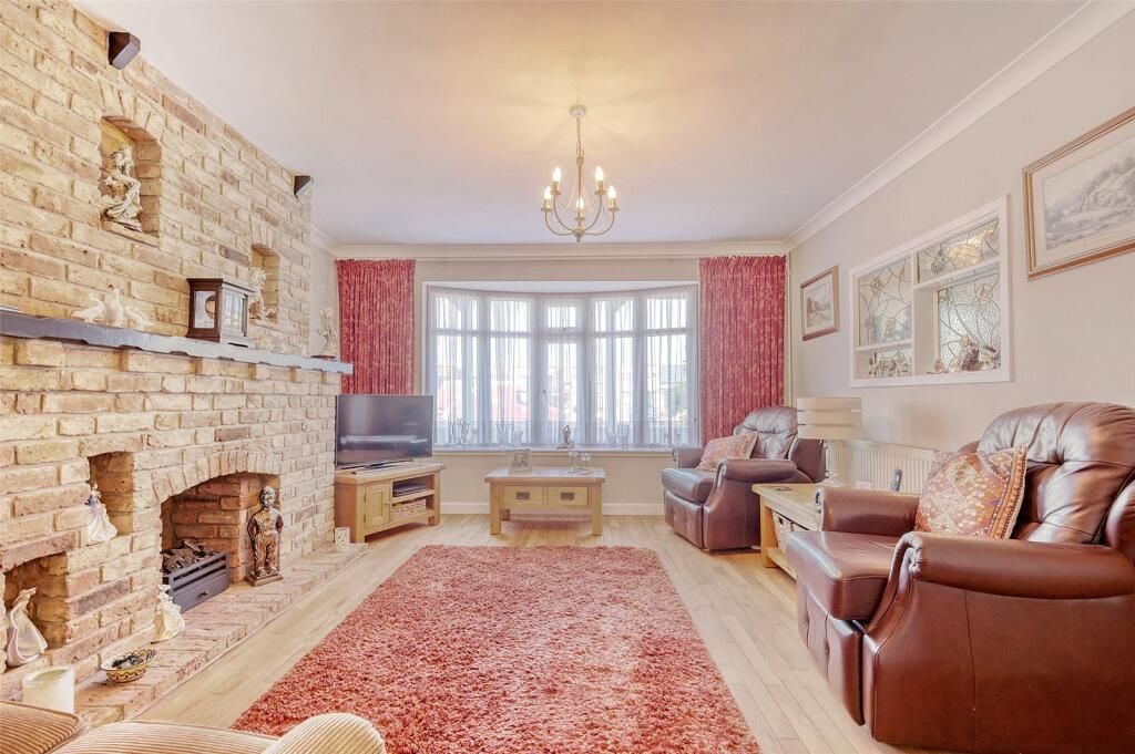 Property photo 3 of 22