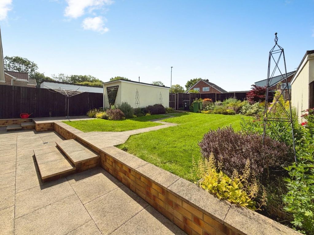 Property photo 2 of 22 Rear Garden