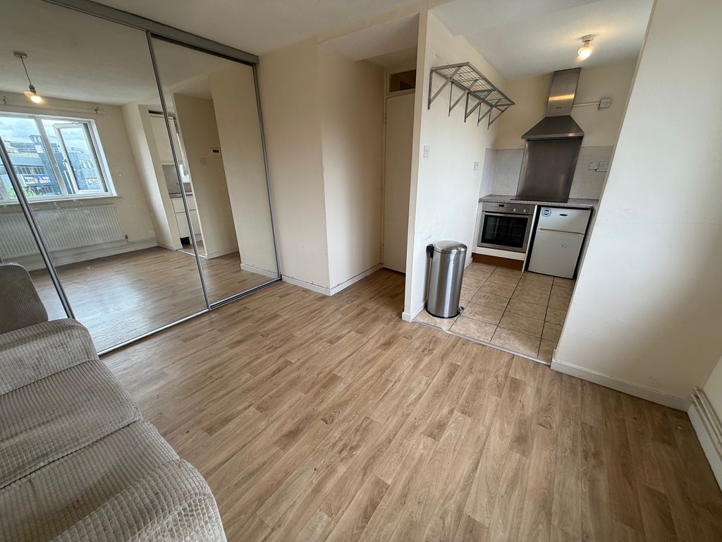 Property photo 2 of 7 Img_9823
