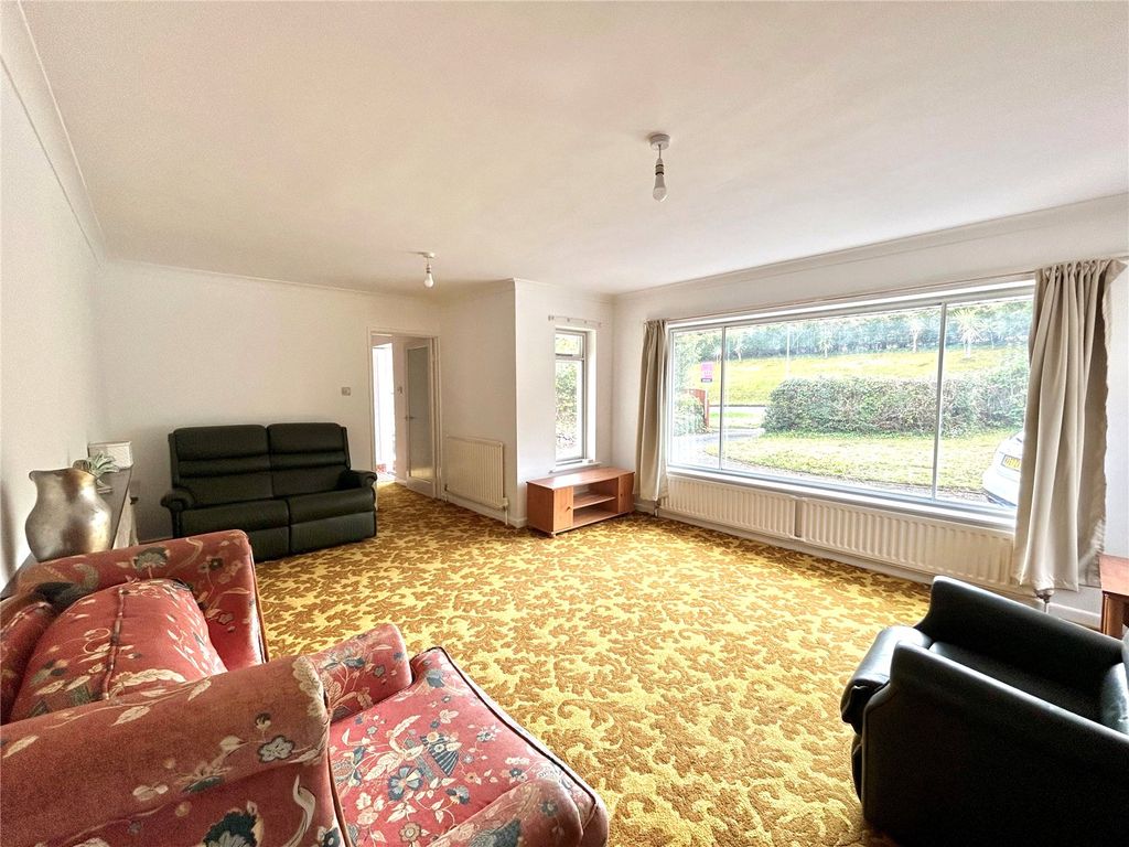 Property photo 2 of 24 Picture No. 09
