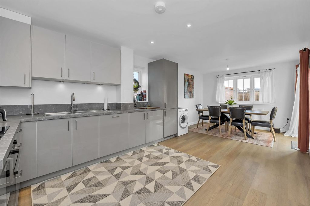 Property photo 2 of 20 Dcp_5850.Jpg