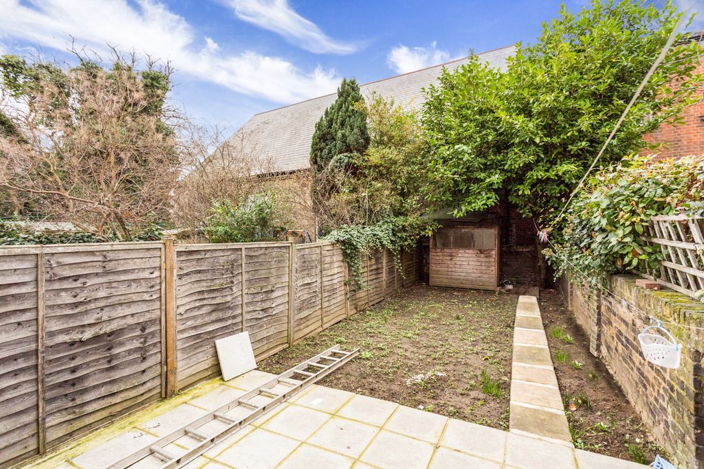 Property photo 3 of 8