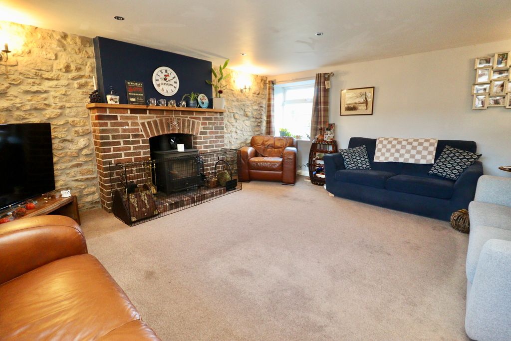 Property photo 2 of 21 Img_4754