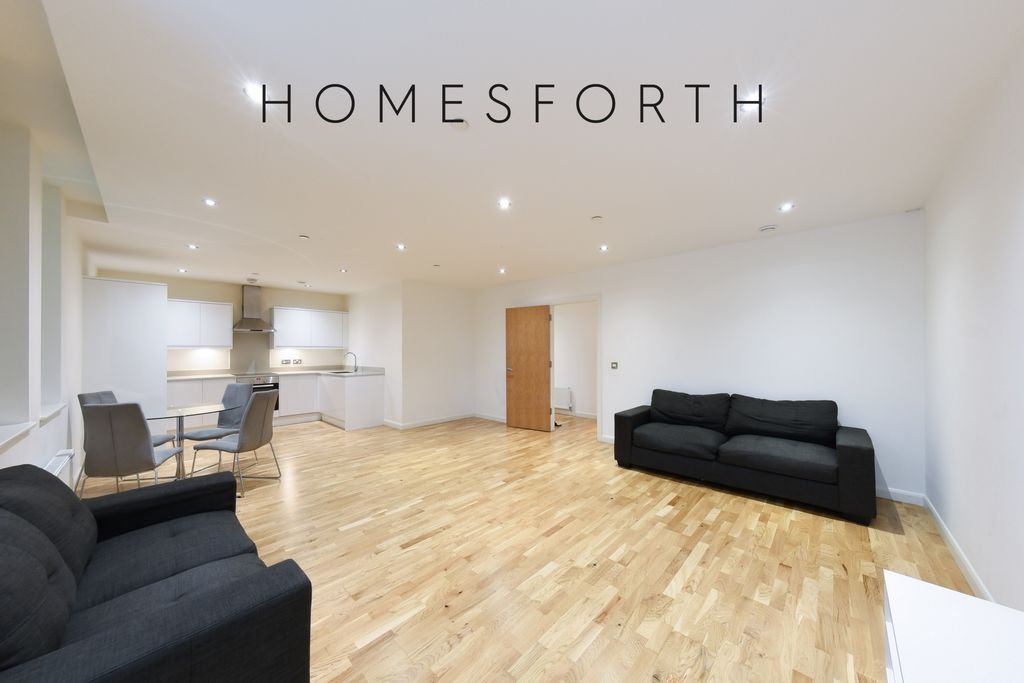 Property photo 1 of 14 Photo 3