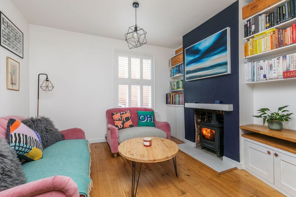 Property photo 3 of 8