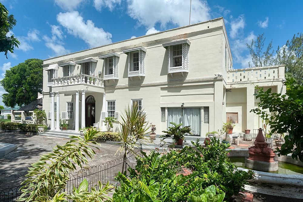 Property photo 1 of 17 Woodside Bay Street
