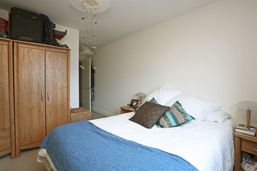 Property photo 3 of 6 Bedroom One