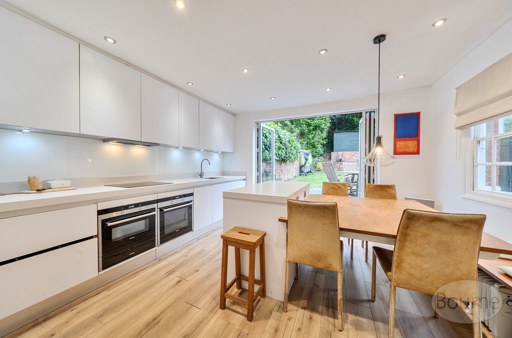 Property photo 3 of 19 46A2951c-4985-479...