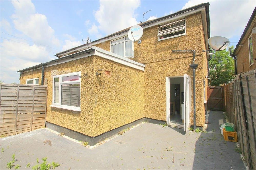 Property photo 1 of 5