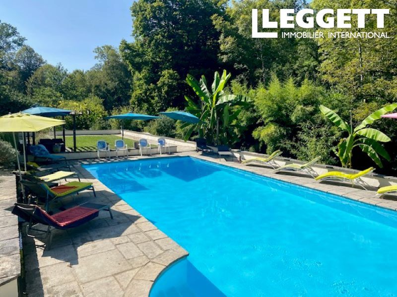 Property photo 2 of 10