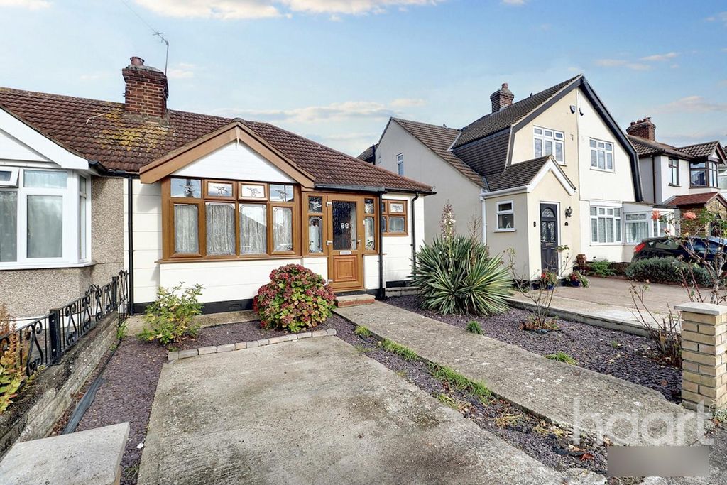 Property photo 2 of 16 Photo 1