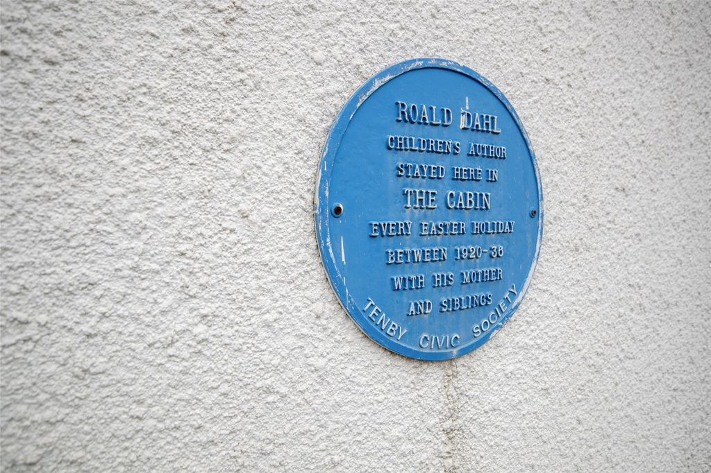 Additional image 16 of 3 bed flat for saleThe Cabin, Pier Hill, Tenby, Pembrokeshire SA70