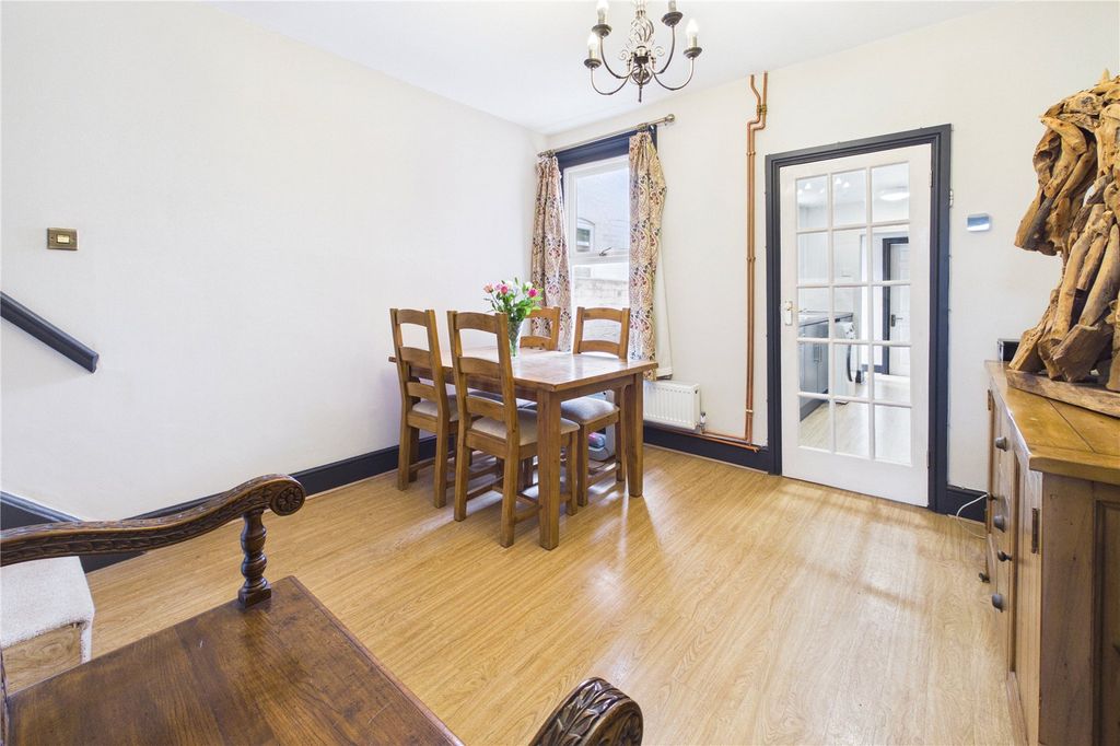 Property photo 3 of 18 Dining Room