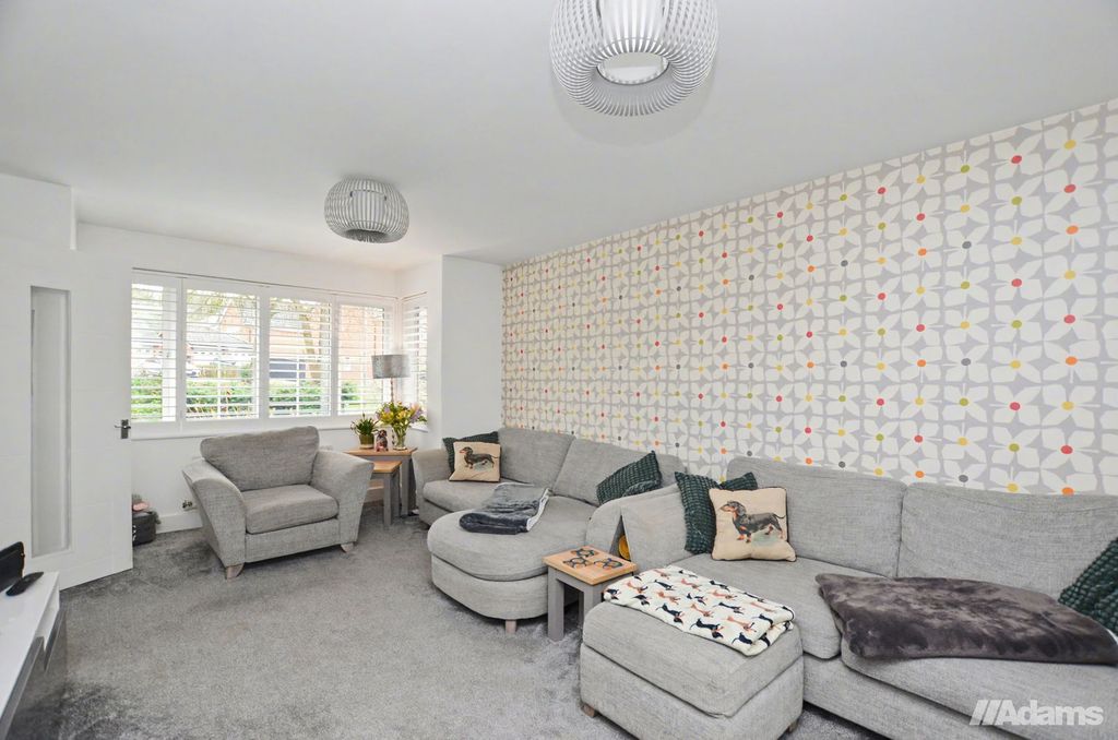 Property photo 2 of 33