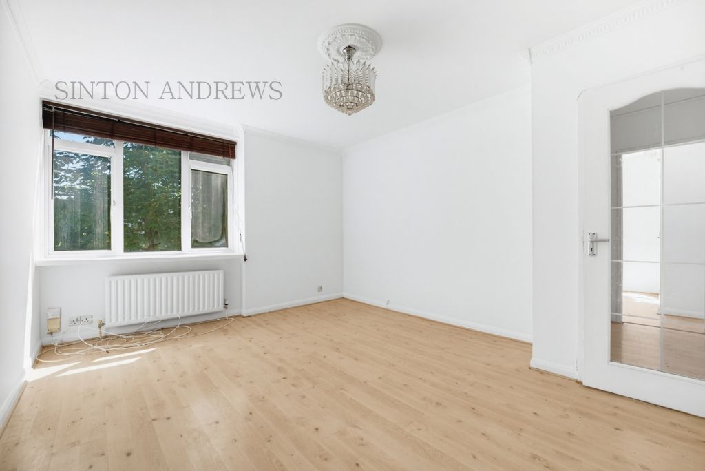 Property photo 3 of 11 Photo 7