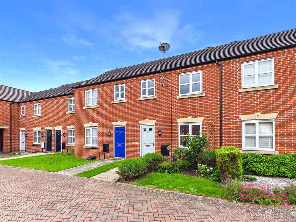 Property photo 1 of 19 Blakeholme Court, Burton Upon Trent (1).Jpg