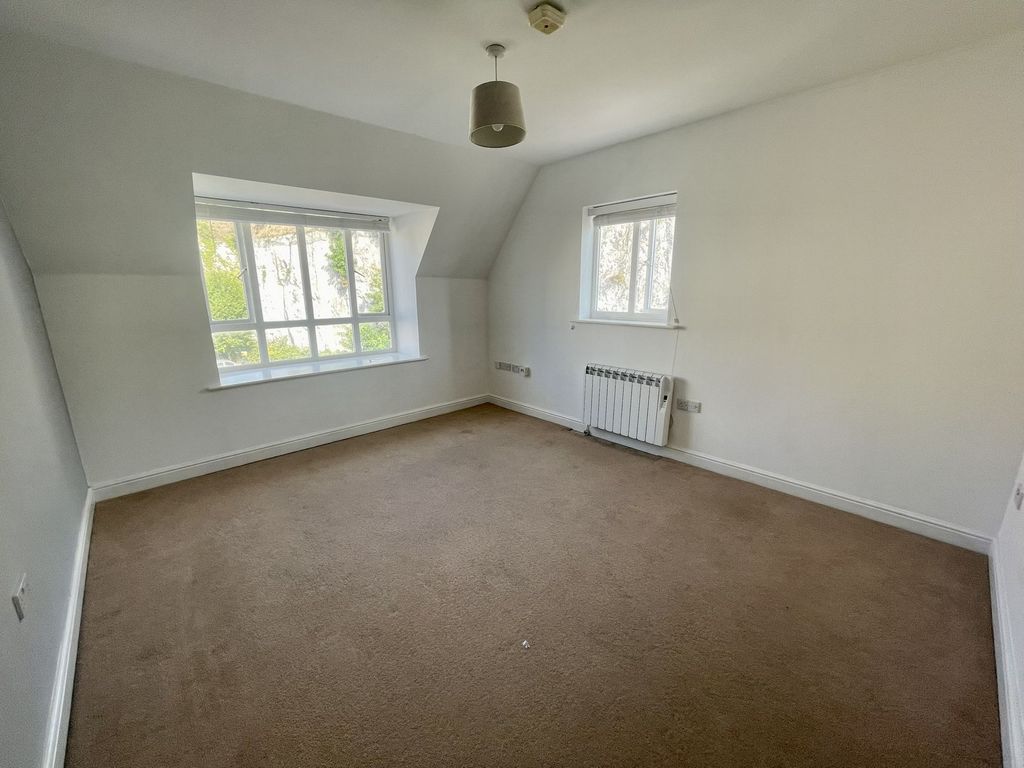Property photo 2 of 10 Photo 2