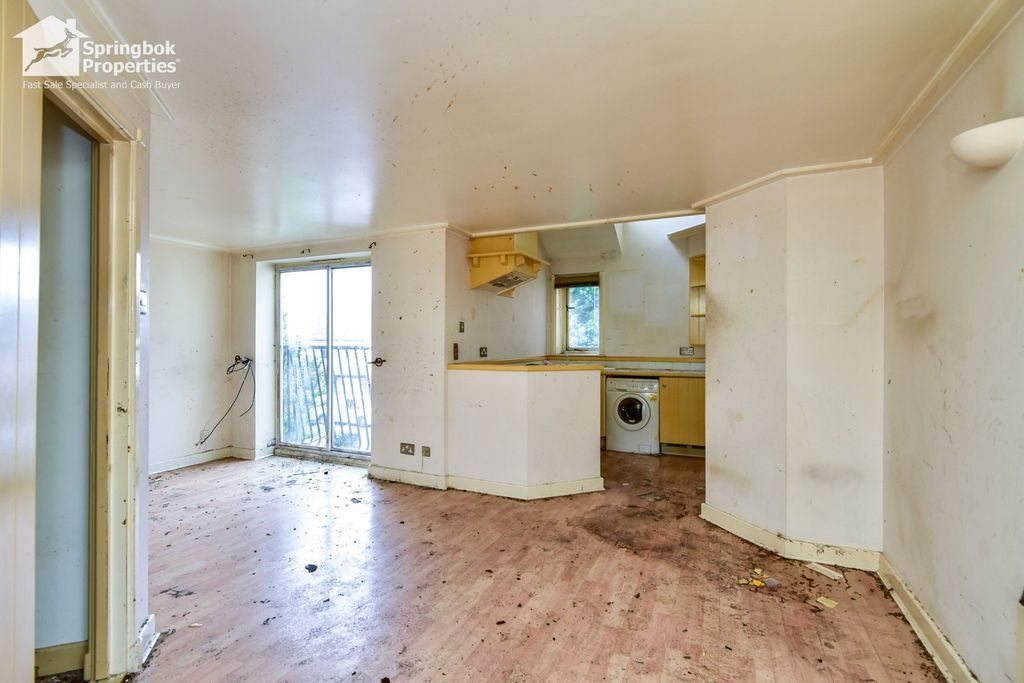 Property photo 2 of 14 Image 1