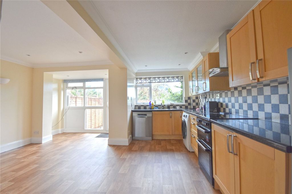 Property photo 3 of 12 Picture No. 08