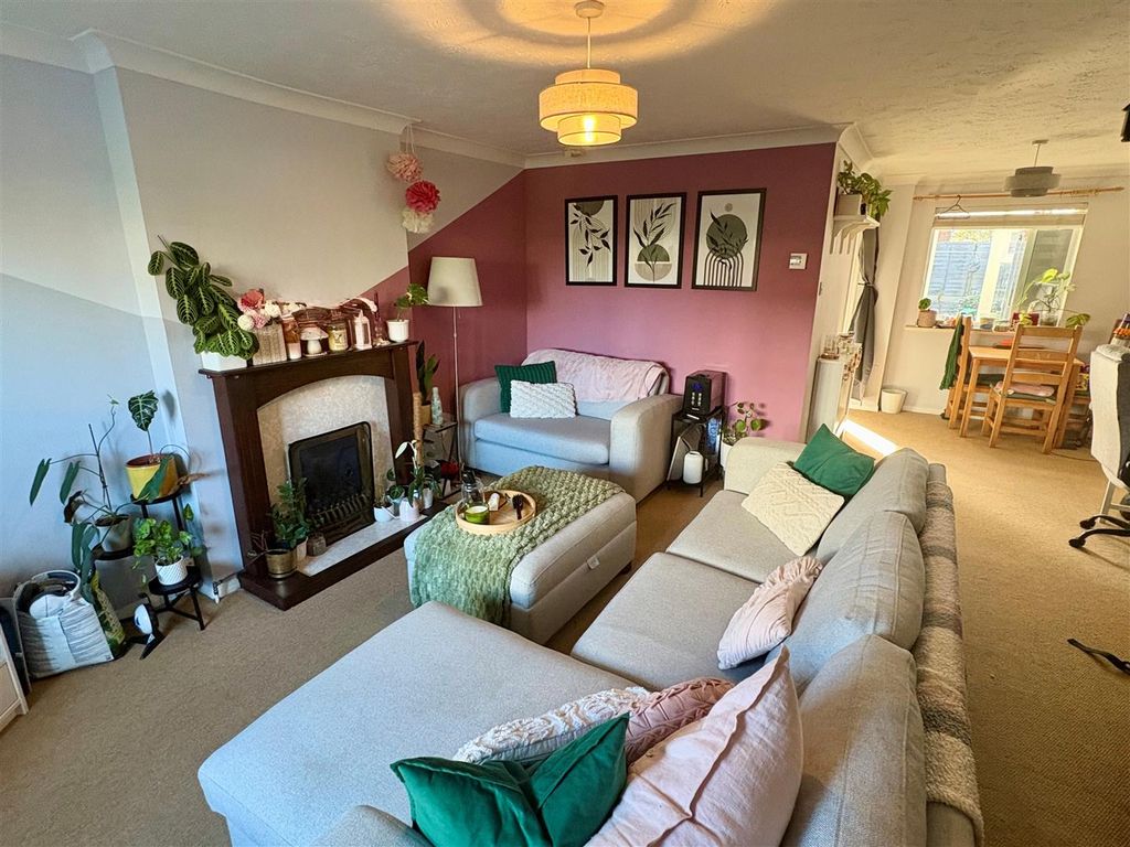 Property photo 1 of 10 12.Jpg