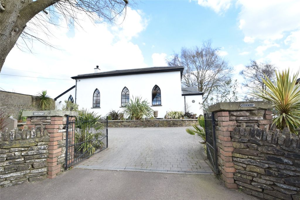 Property photo 1 of 37 Picture No. 92