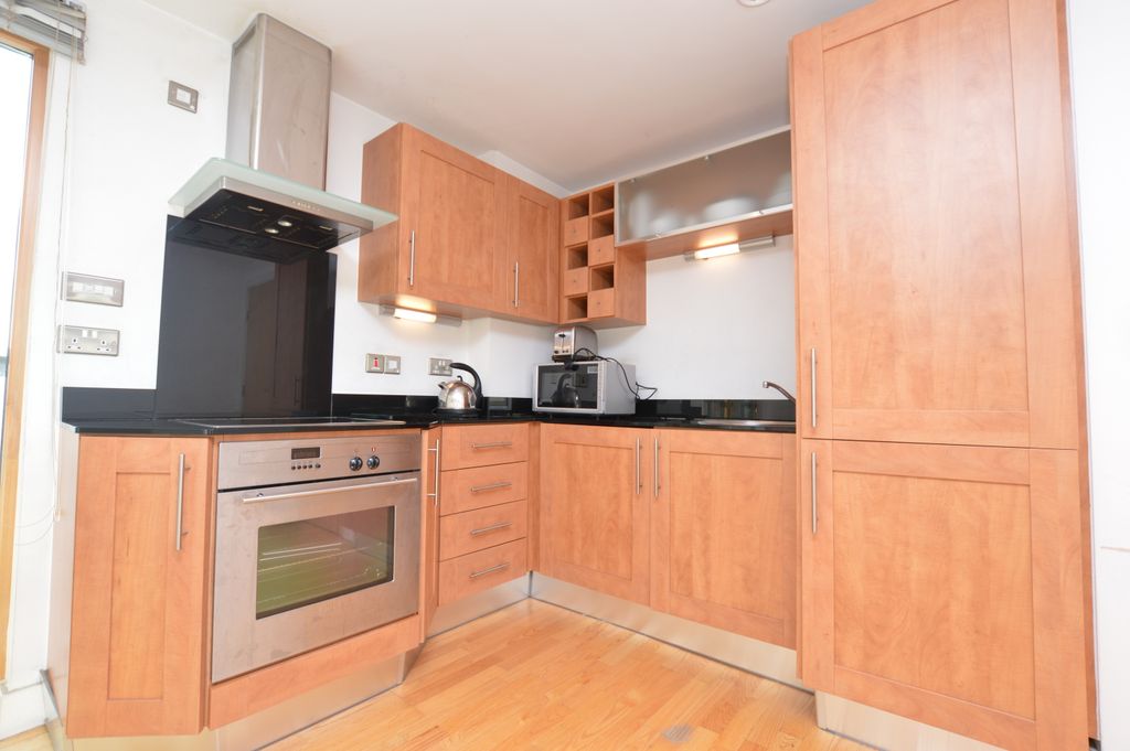 Property photo 2 of 4