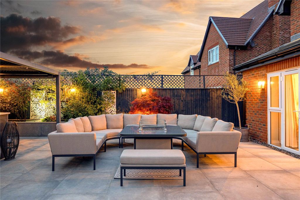 Additional image 38 of 5 bed detached house for saleAster Lea, Warfield, Bracknell RG42