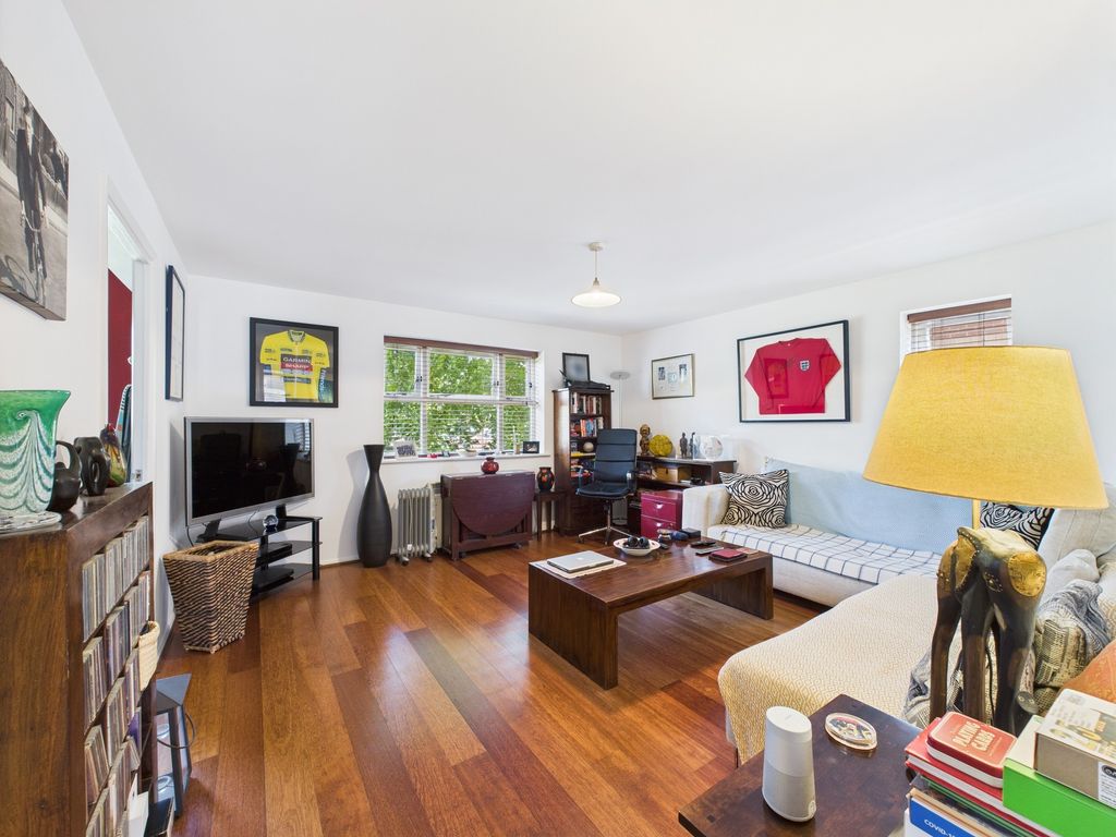 Property photo 2 of 6