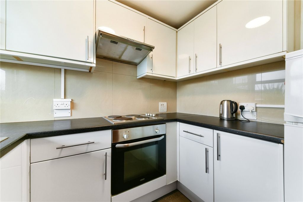 Property photo 3 of 15 Picture No. 09