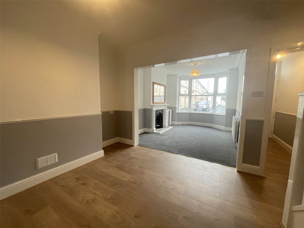 Property photo 3 of 13 Picture No. 28