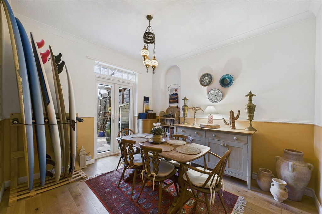 Property photo 3 of 13 Picture No. 05