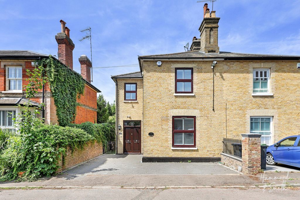 Property photo 1 of 20