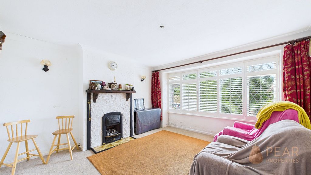 Property photo 3 of 14