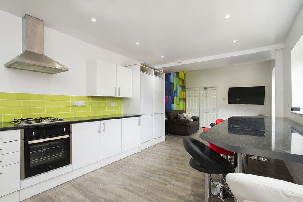 Property photo 1 of 17 Pfod7Qdfhkck5Xirzjyiqa.Jpg